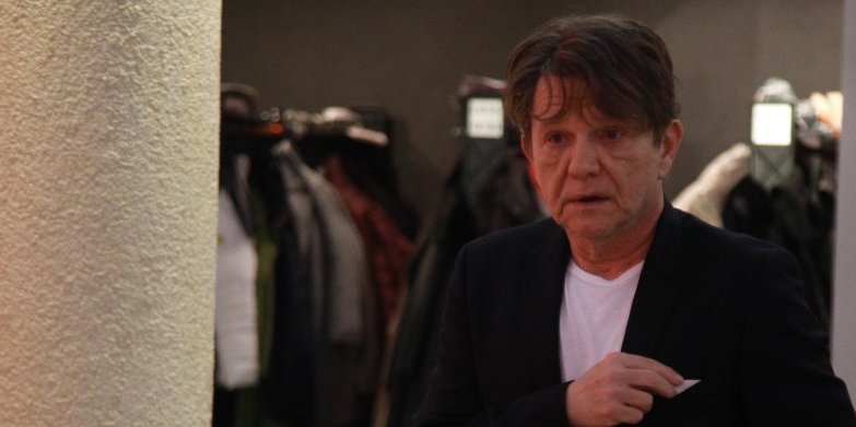 Tužiteljka naložila prekršajnu prijavu za Aleksandra Šulca zbog uznemiravanja Bjelogrlića: Snimao ga i dobacivao mu u kafiću