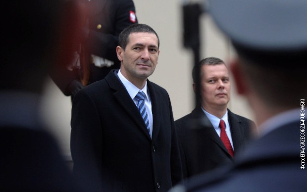 “Zagrebu stižu rakete Himaris, možemo tretirati Beograd”: Bivši ministar odbrane Hrvatske spomenuo i Vučića – “Ako izgubi izbore, gubi glavu”